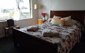 Platypus Heaven Waratah Waterfall Retreat Unit1 Free Pay Tv In 2 Rooms Free Bottle Wine & Free Wifi